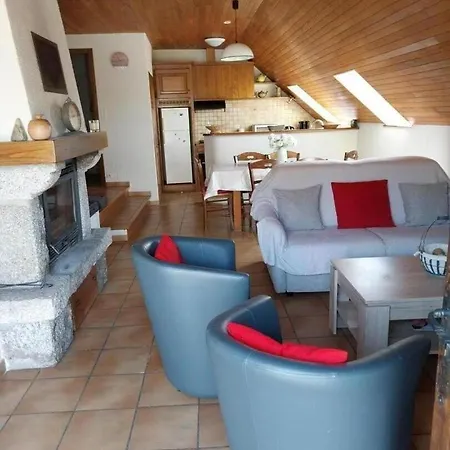 Casa de Férias De Fermigous à Montgros *